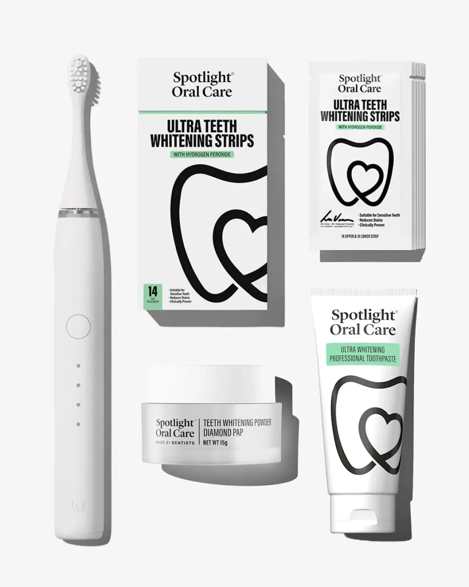 Spotlight Oral Care Pro Whitening Kit bianco puro spazzolino sonico