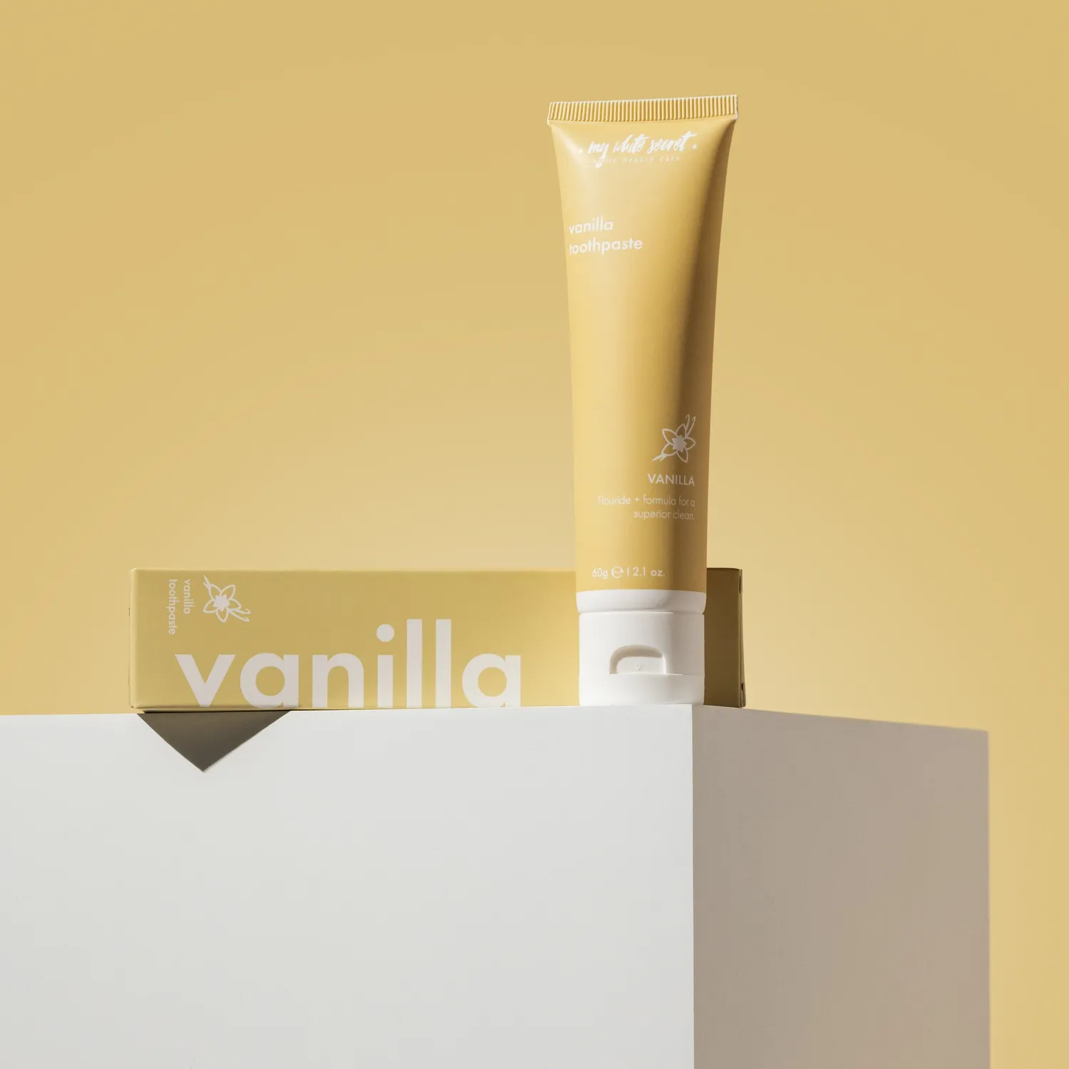 My White Secret Vanilla Toothpaste dentifricio vaniglia