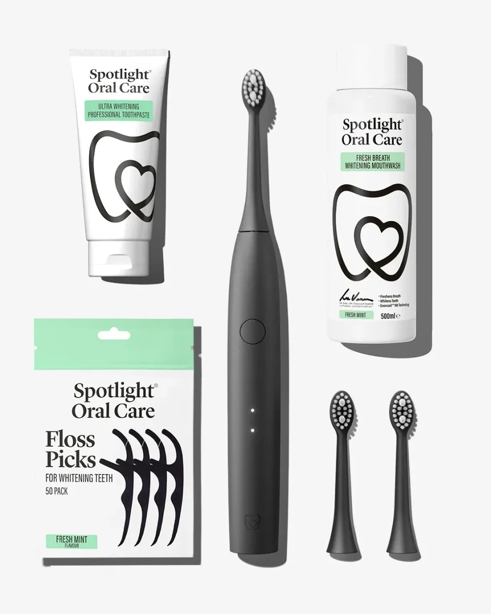 Spotlight Oral Care Sonic One Bundle kit nero sbiancante