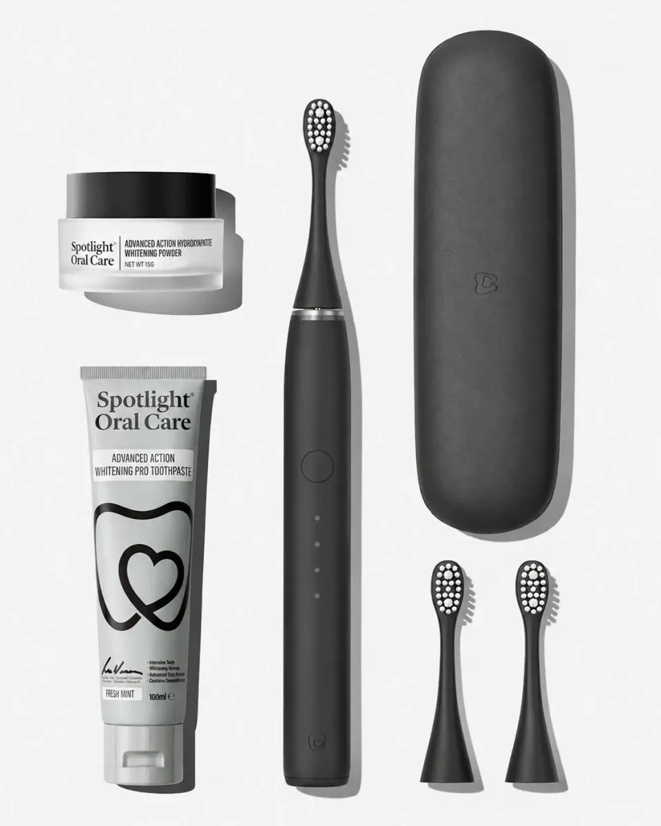 Spotlight Oral Care Advanced Spotlight Bundle kit nero jet sbiancante
