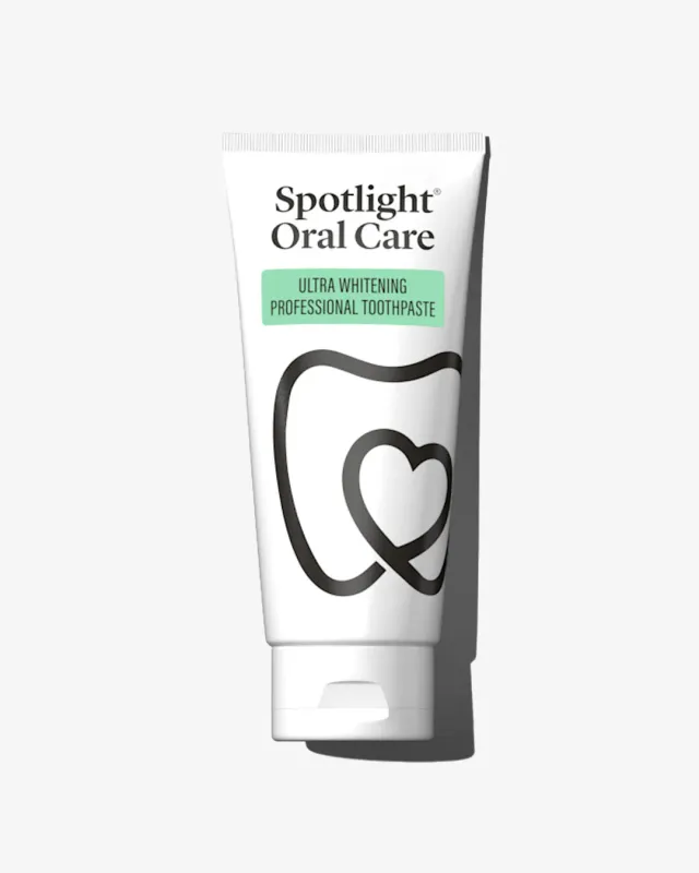 Spotlight Ultra Whitening dentifricio sbiancante formato intero