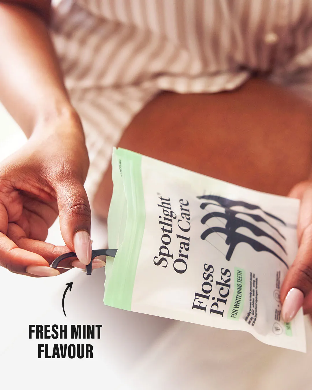 Spotlight Oral Care Floss Picks for Whitening Teeth archetti menta