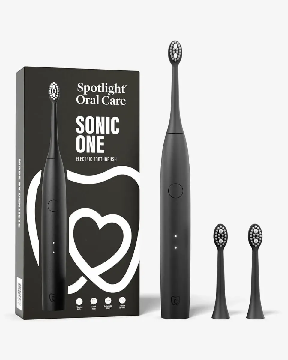 Spotlight Sonic One spazzolino elettrico nero smalto sensibile