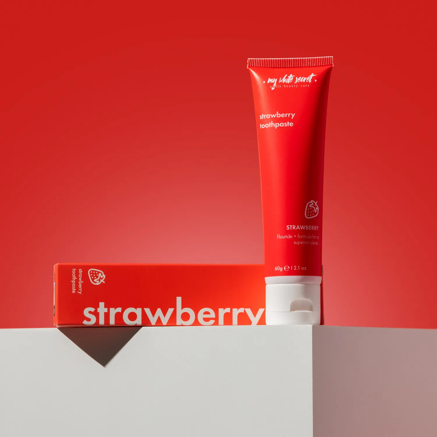 My White Secret Strawberry dentifricio fragola sbiancante