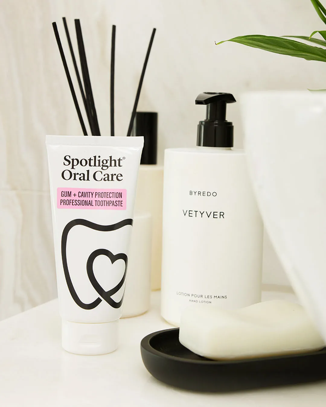 Spotlight dentifricio trio 3 tubetti sbiancante sensibili gengive